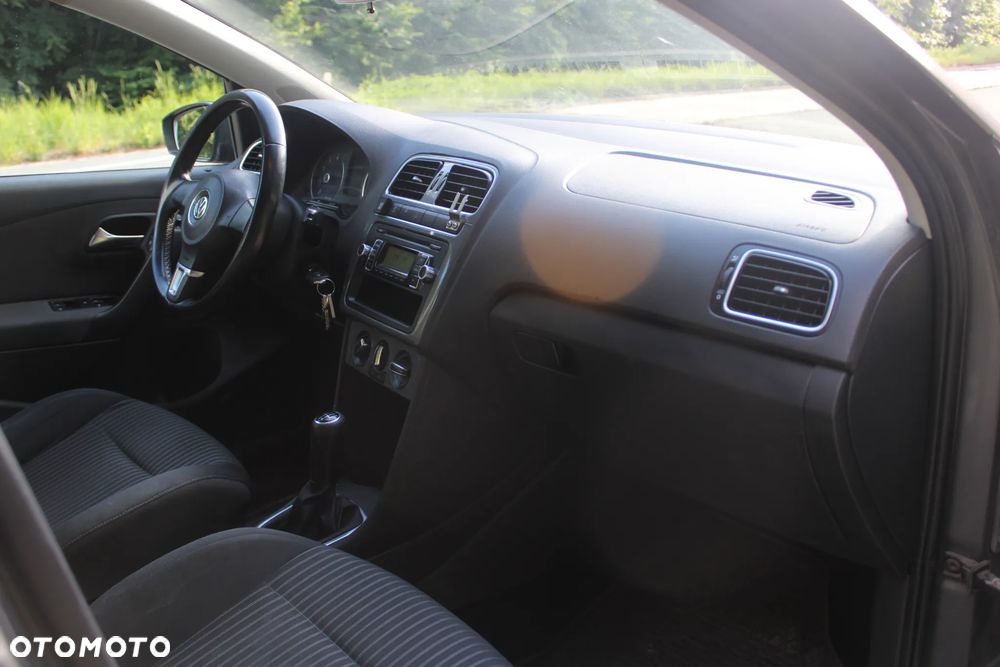 Volkswagen Polo 1.4 16V Highline - 20