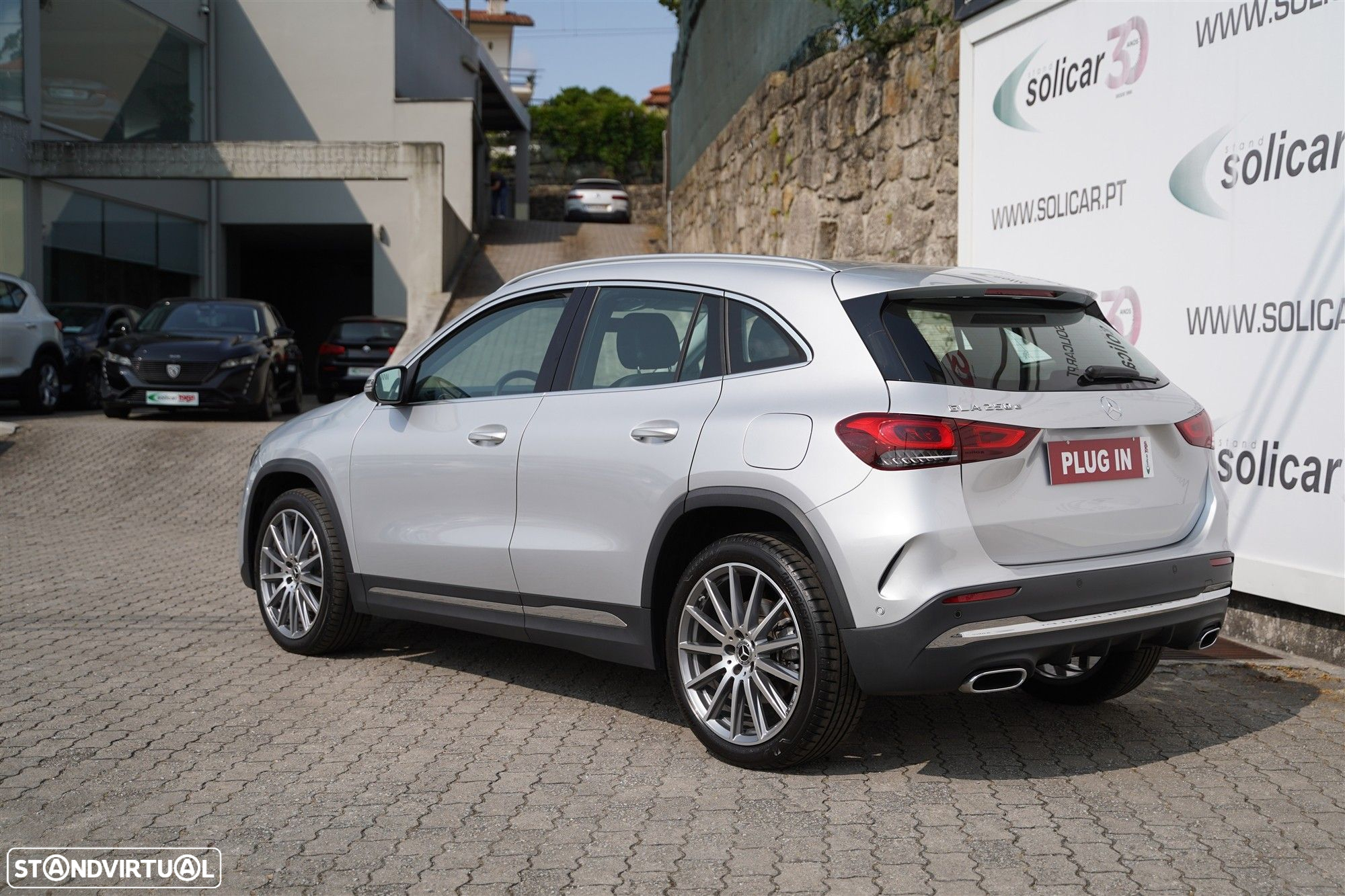 Mercedes-Benz GLA 250 e AMG Line - 2