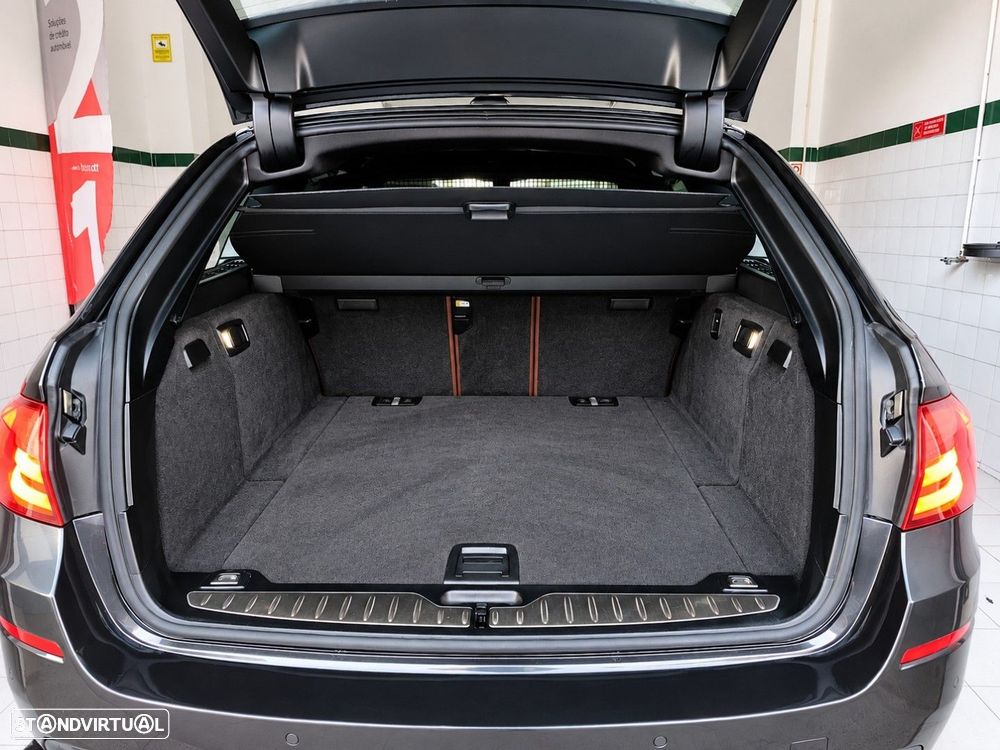 BMW 535 d xDrive Pack M Auto - 17