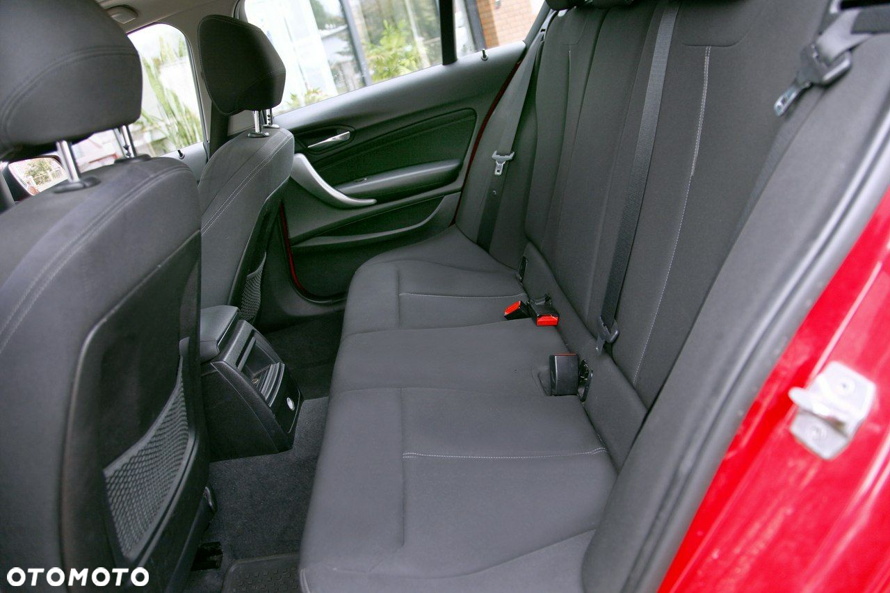 BMW Seria 1 - 18