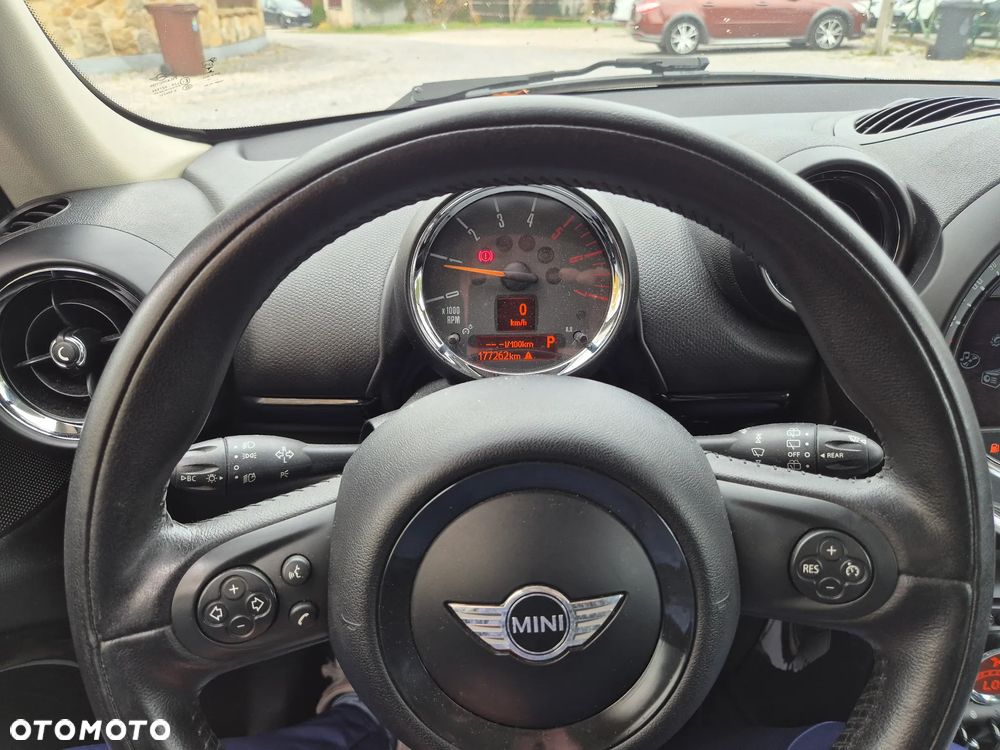 MINI Countryman Cooper D - 11