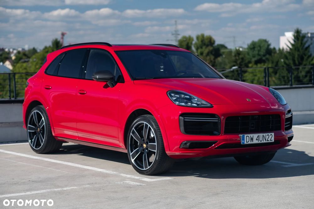 Porsche Cayenne Turbo - 1