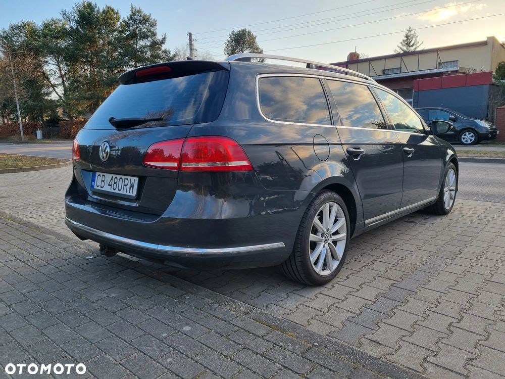 Volkswagen Passat 2.0 TDI DSG Highline - 4
