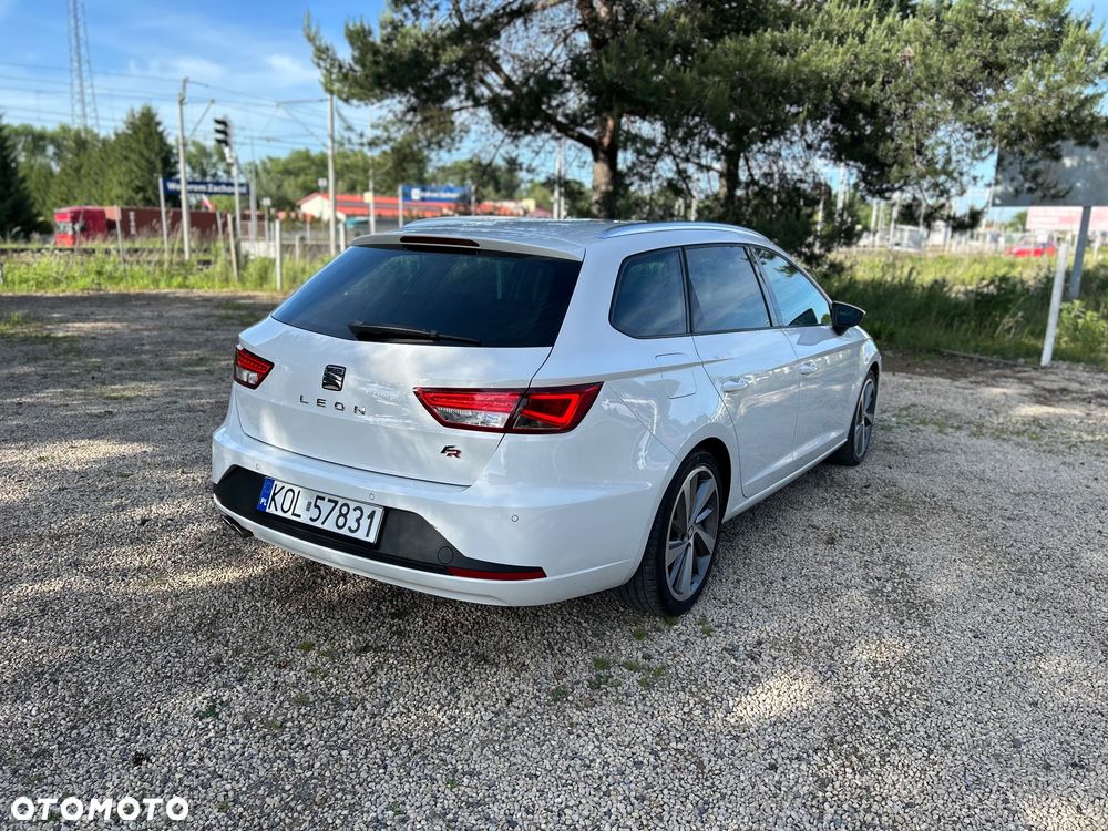Seat Leon 2.0 TDI DPF Start&Stop FR - 32
