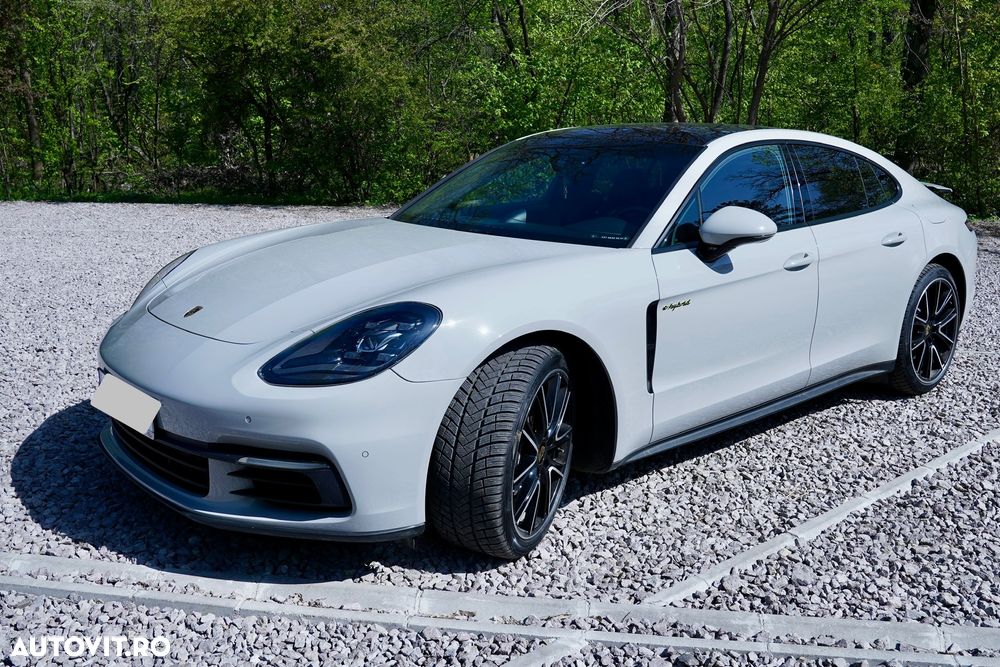 Porsche Panamera 4 E-Hybrid - 2