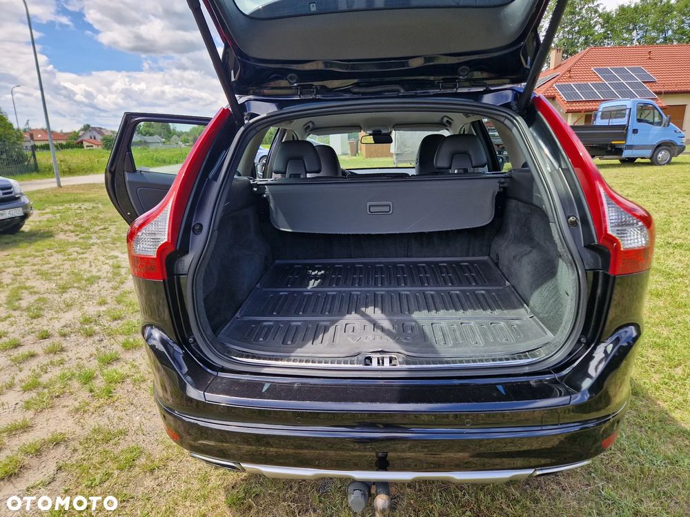 Volvo XC 60 D5 AWD Summum - 24