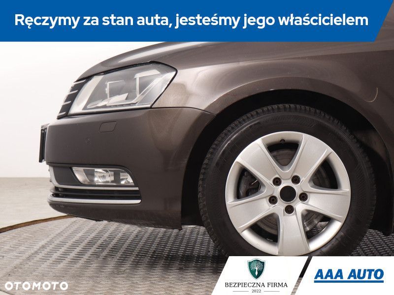Volkswagen Passat Variant - 17