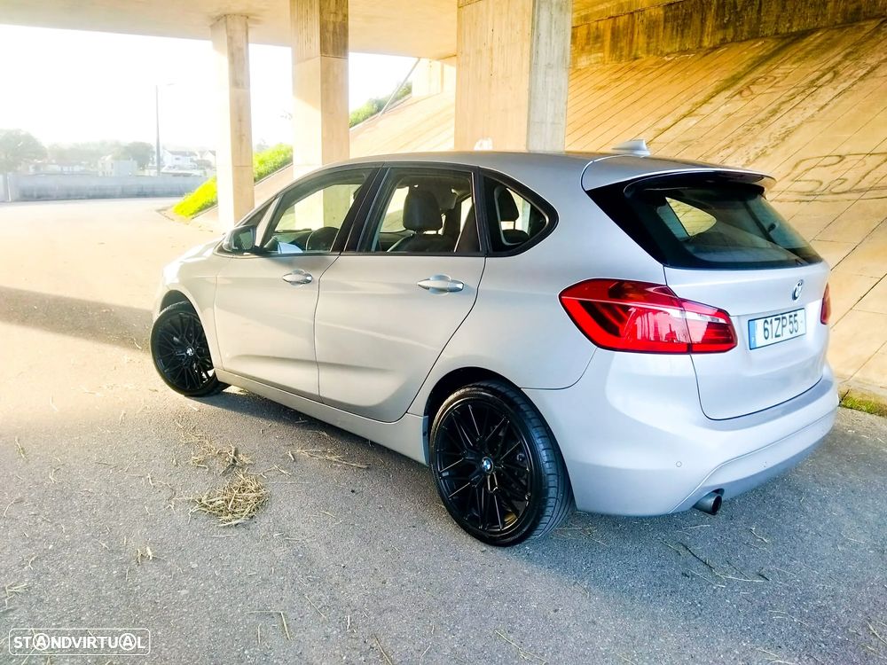 BMW 216 Active Tourer d - 8