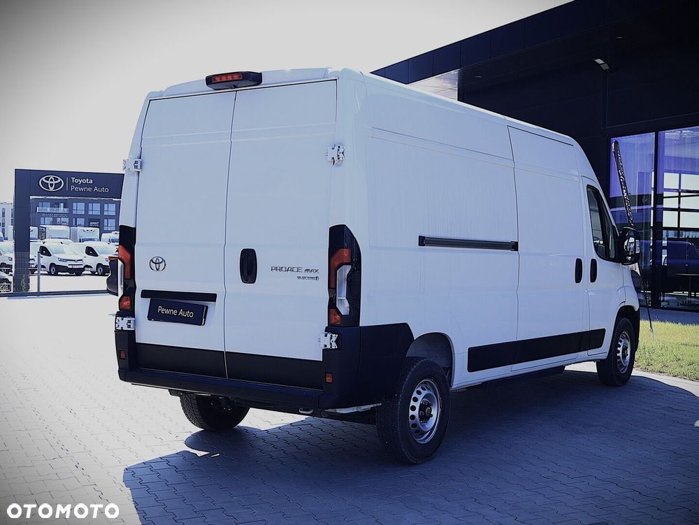 Toyota PROACE MAX - 8