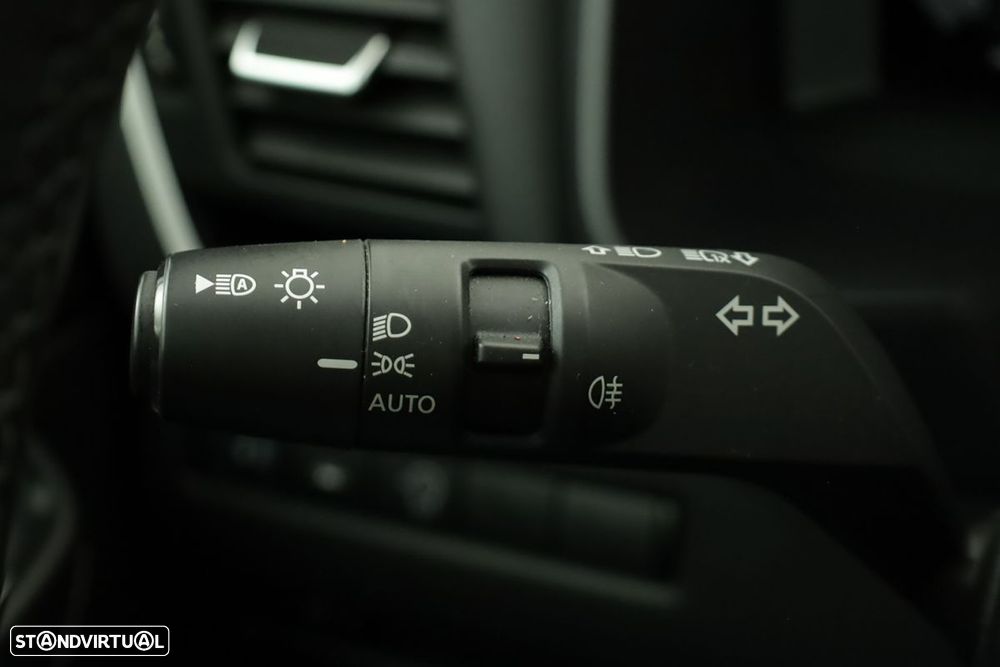 Nissan Qashqai 1.3 DIG-T N-Connecta LED - 9