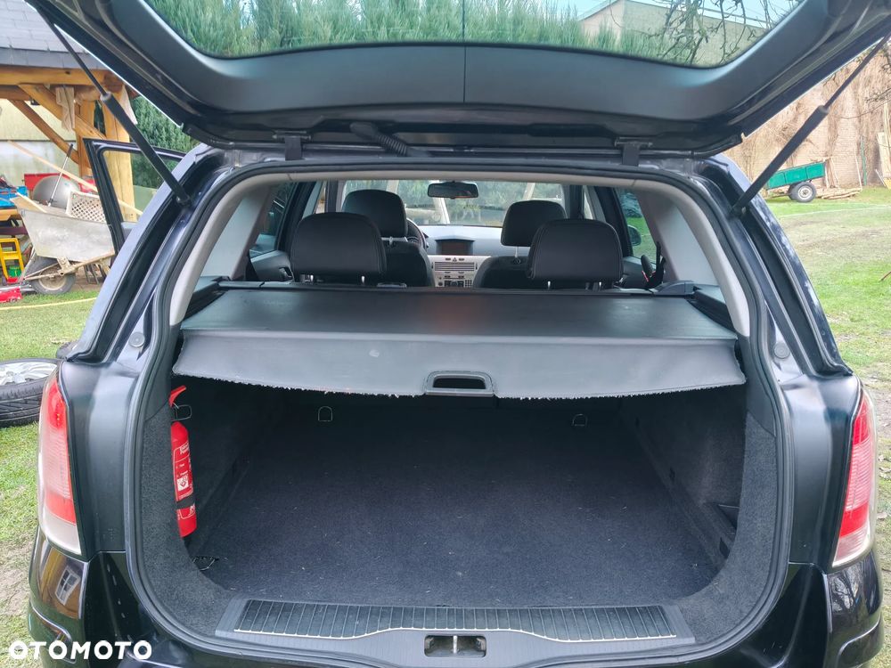 Opel Astra 1.7 CDTI DPF - 10