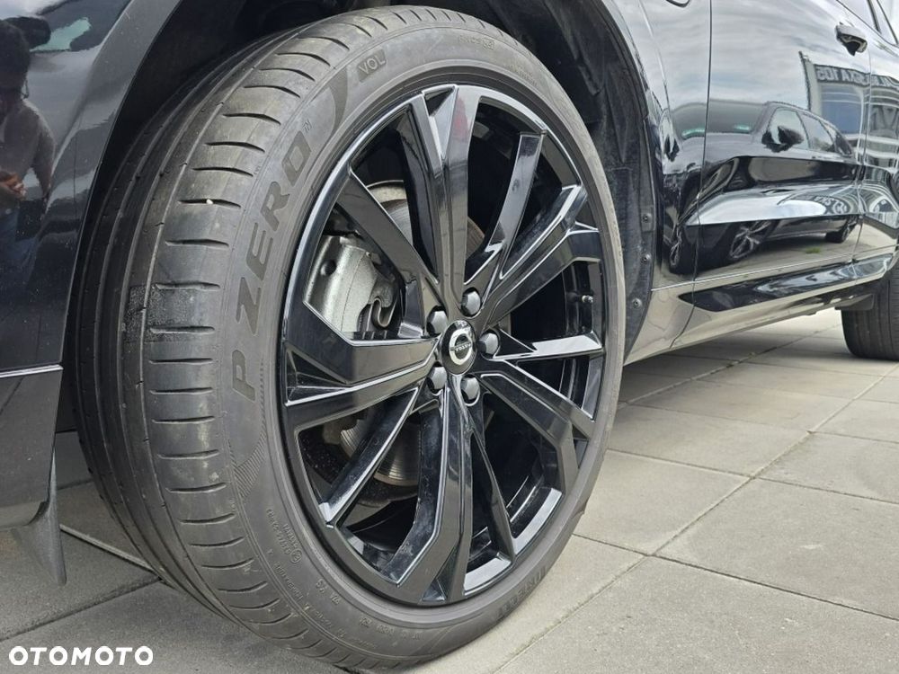 Volvo XC 60 T8 AWD Plus Black Edition - 17