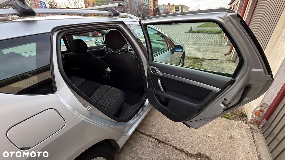 Peugeot 407 - 5