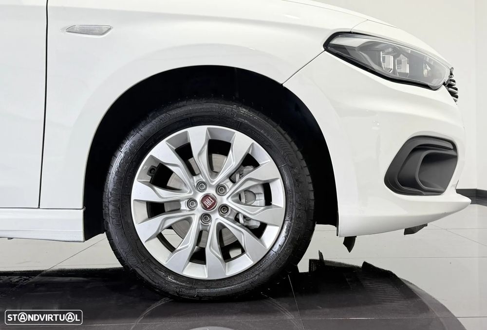 Fiat Tipo Station Wagon 1.3 M-Jet Lounge - 44