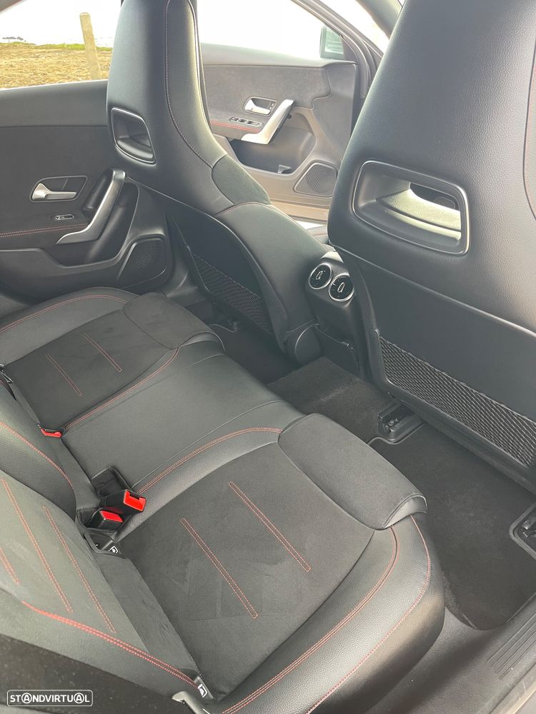 Mercedes-Benz A 200 AMG Line Aut. - 34