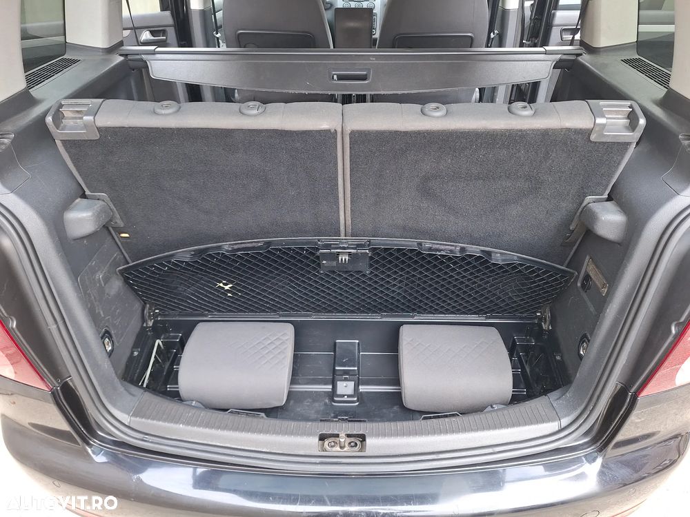 Volkswagen Touran 2.0 TDI Trendline - 19