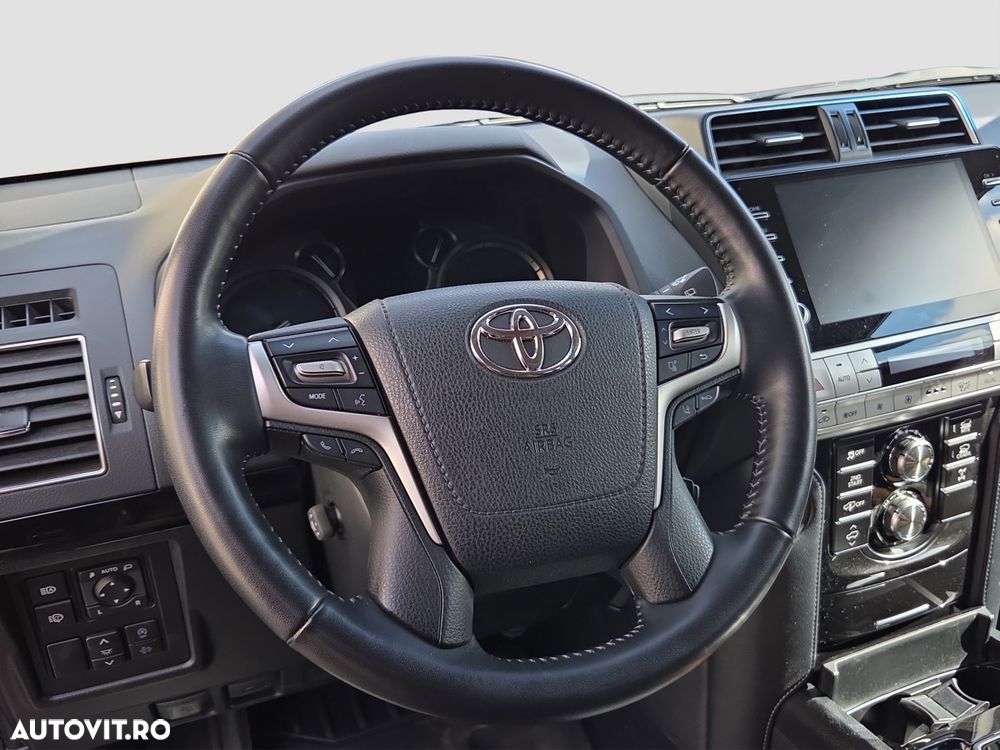 Toyota Land Cruiser 2.8l D-4D 204 CP A/T 7 locuri Luxury AVS - 10