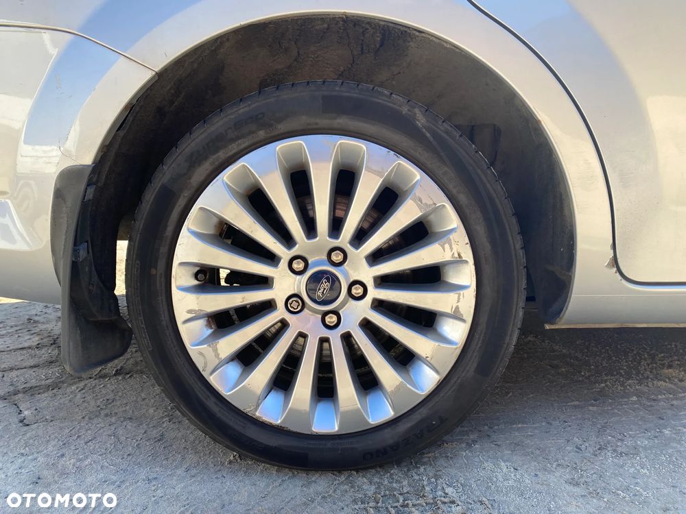 Ford Mondeo 2.0 TDCi Titanium - 16
