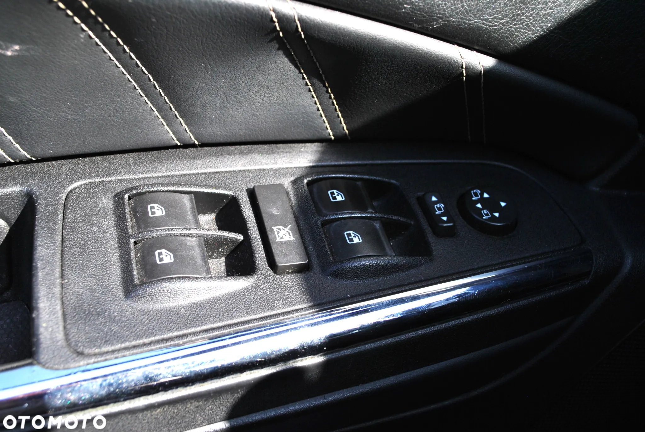 Lancia Delta 1.6 MJ Platino - 21