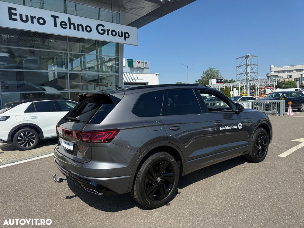 Volkswagen Touareg V6 TDI 4MOTION R-Line - 8
