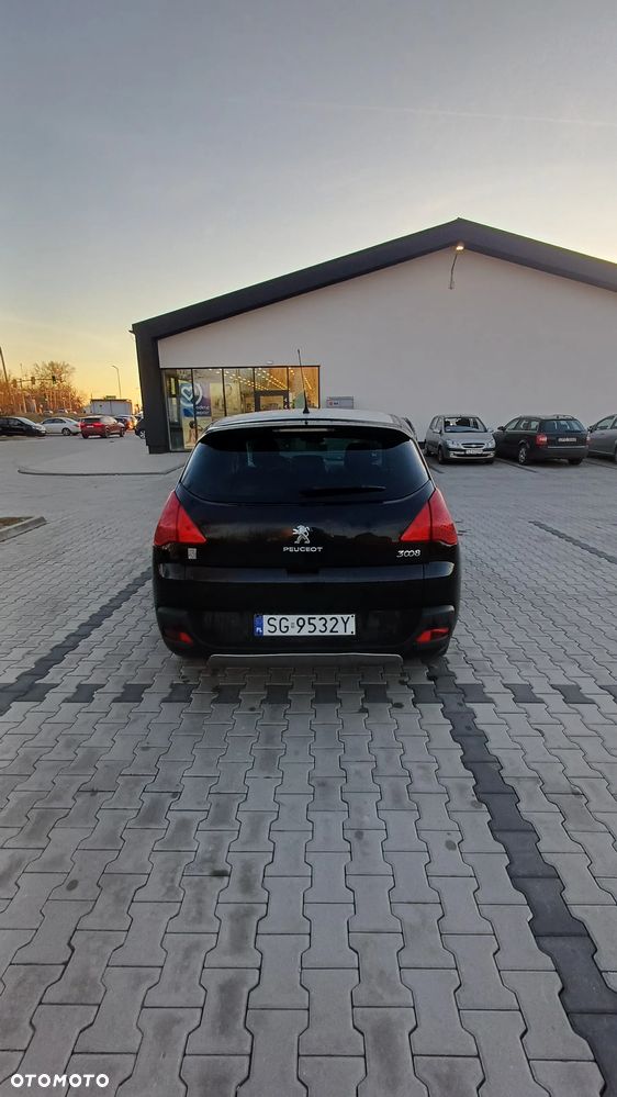 Peugeot 3008 2.0 HDi HYbrid4 - 13