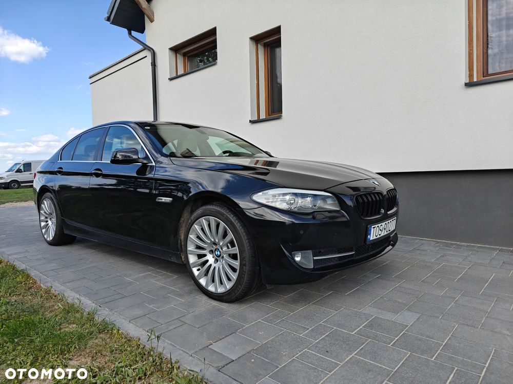 BMW Seria 5 520d xDrive Luxury Line - 2