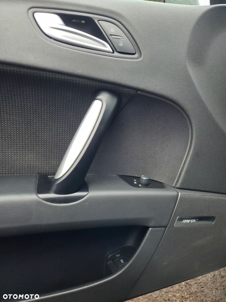 Audi TT Coupé 2.0 TDI quattro - 24