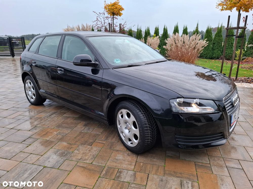 Audi A3 Sportback 1.6 Ambiente - 26