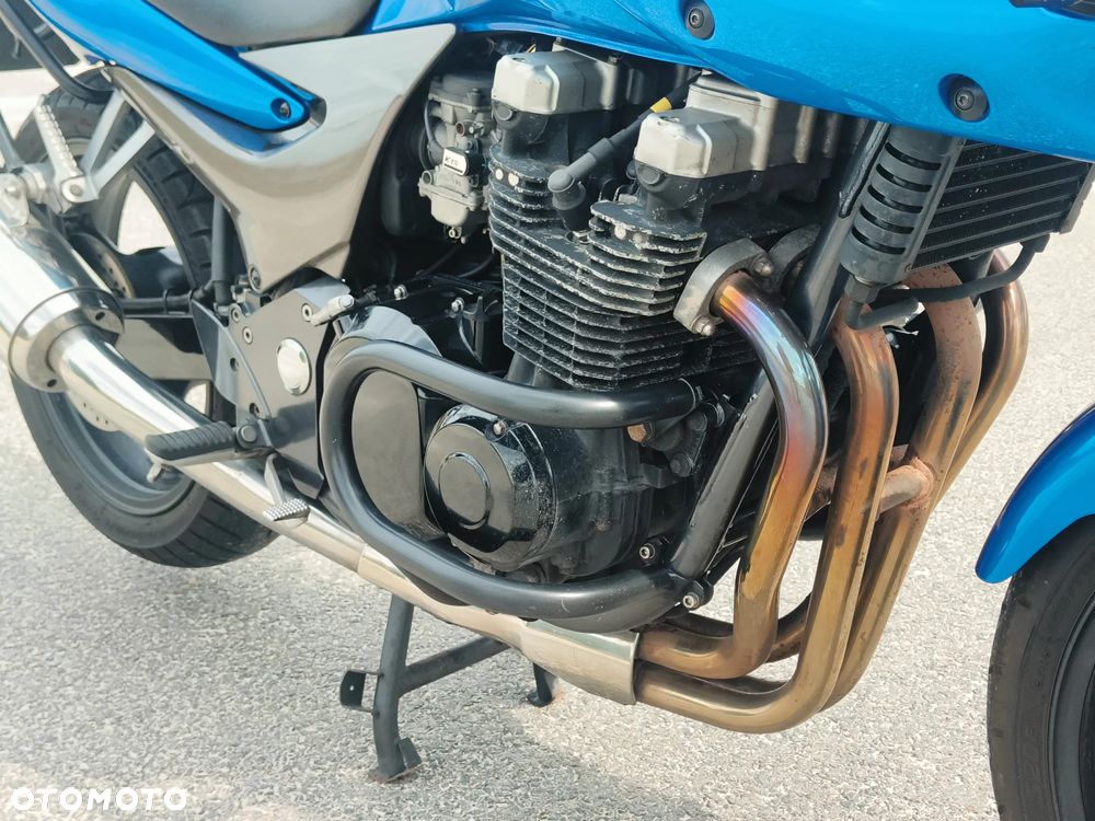 Kawasaki ZR - 32