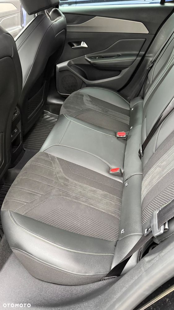 Peugeot 308 1.2 PureTech GT S&S EAT8 - 9