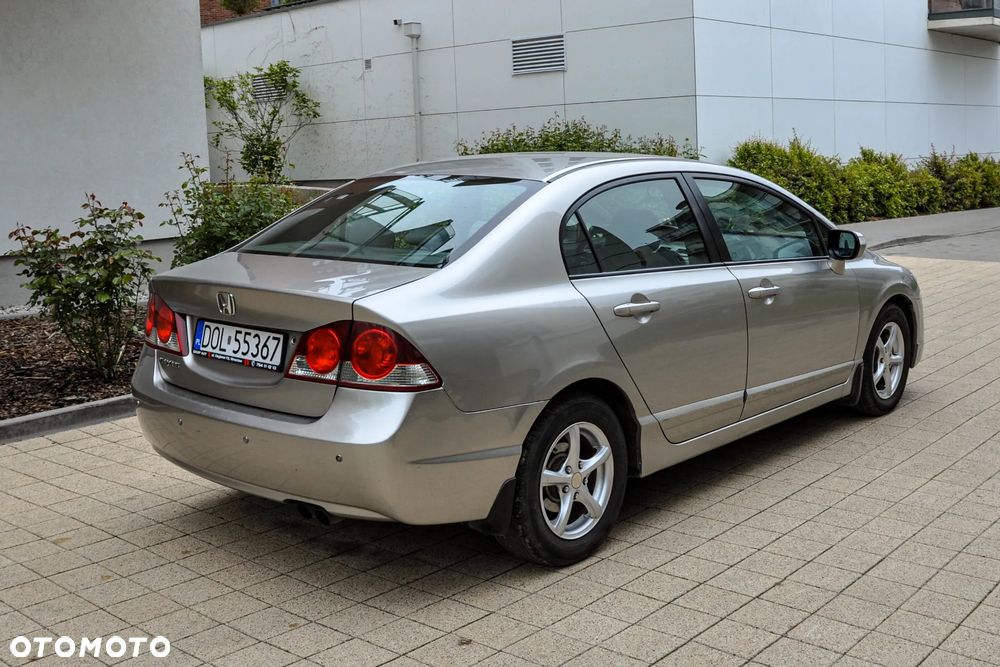 Honda Civic - 4