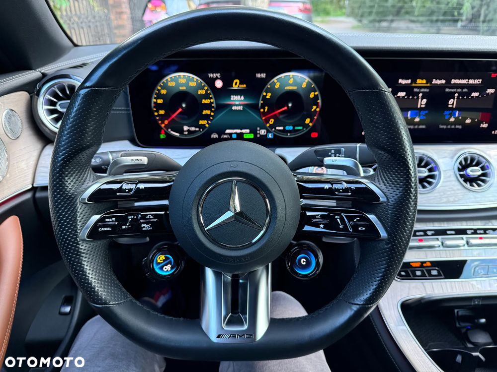 Mercedes-Benz Klasa E AMG 53 4-Matic+ 9G-TRONIC - 19