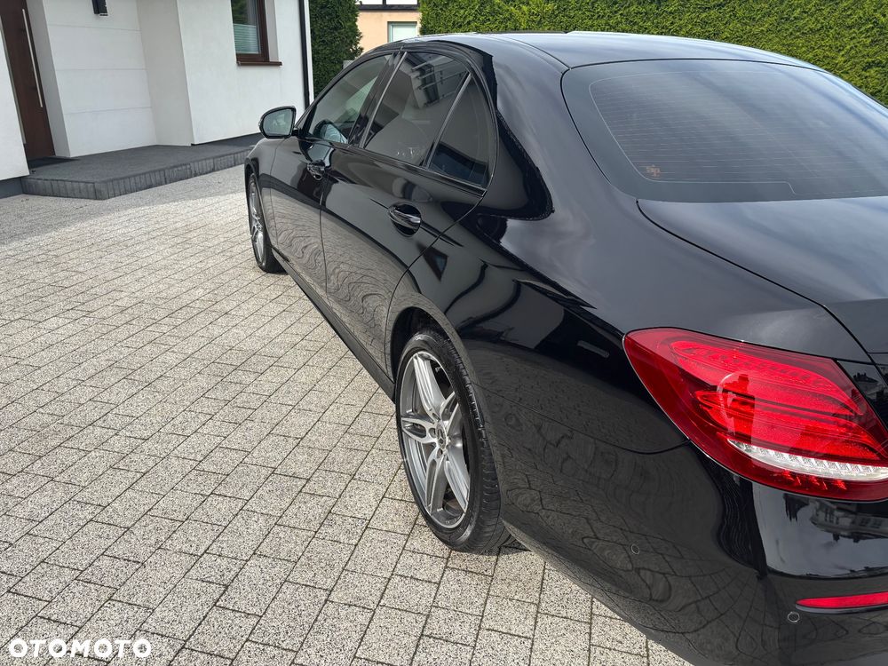 Mercedes-Benz Klasa E 220 d 4-Matic 9G-TRONIC - 6