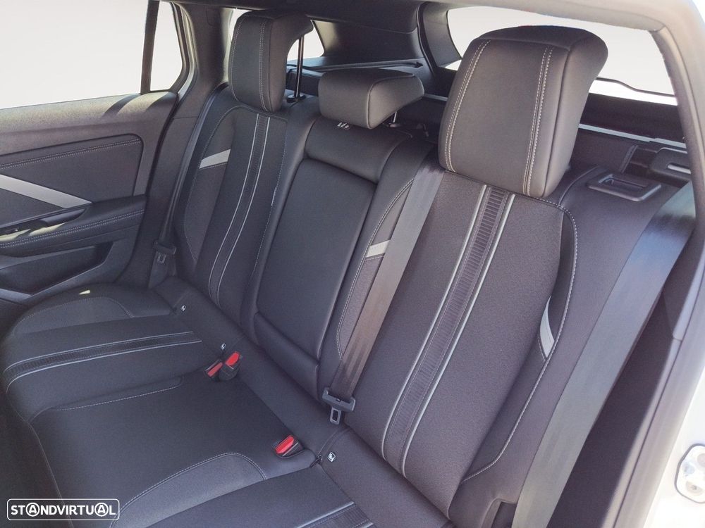 Opel Astra Sports Tourer 1.2 T Hybrid GS eDCT — fotografia 13