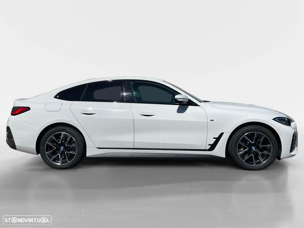 BMW i4 eDrive35 Desportiva M - 7