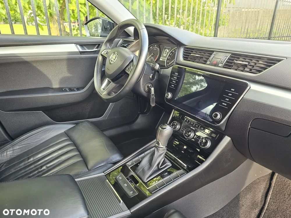 Skoda Superb 2.0 TDI DSG Ambition - 7