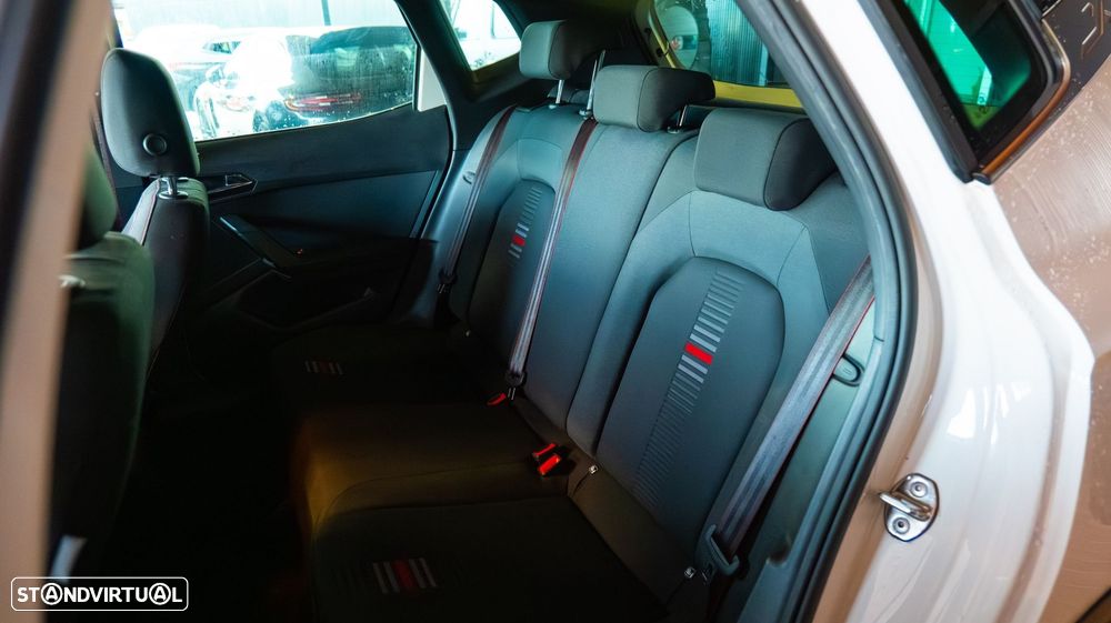 SEAT Arona 1.0 TSI FR - 26