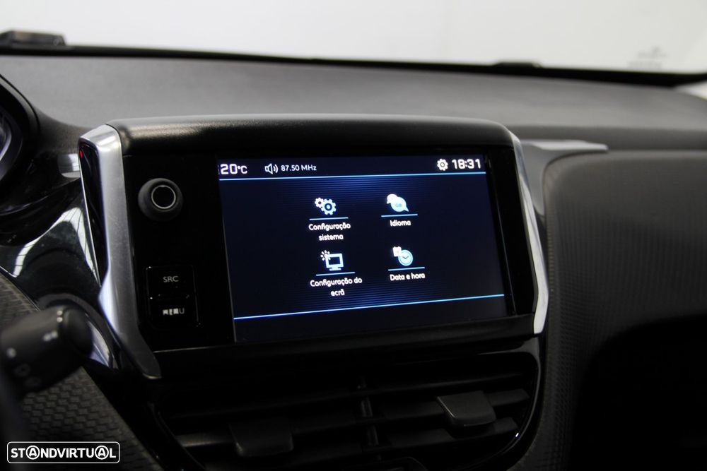 Peugeot 208 1.2 PureTech Style - 18