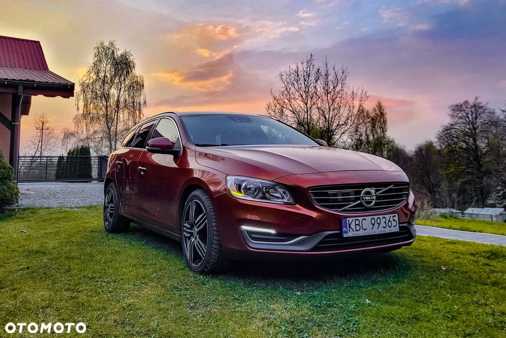 Volvo V60 D4 Drive-E Summum - 1