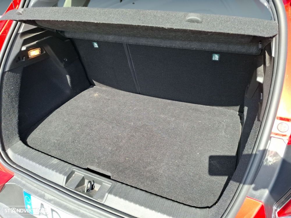 Renault Captur 1.6 E-Tech Plug-In Intens - 23