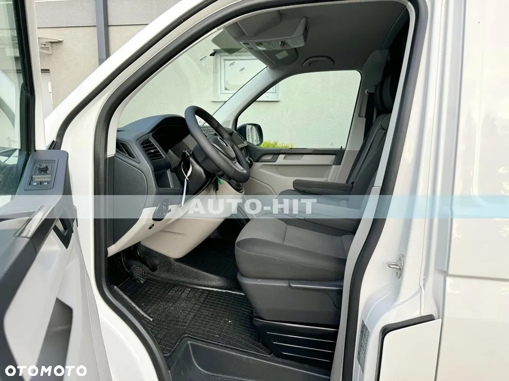 Volkswagen Transporter T6 - 24