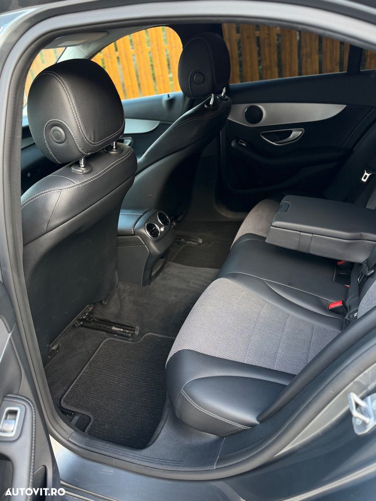 Mercedes-Benz C 220 d 4MATIC Aut. - 3