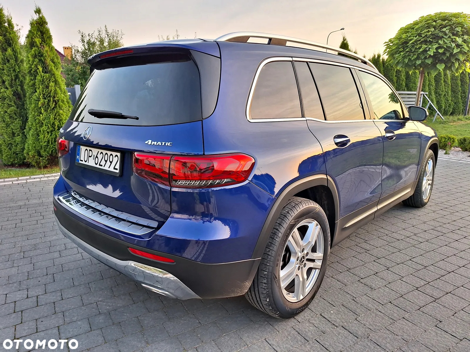 Mercedes-Benz GLB - 14