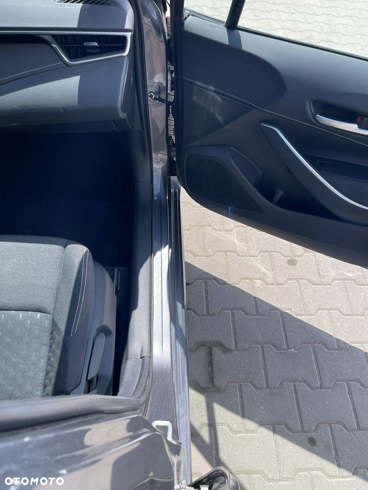 Toyota Corolla 1.8 Hybrid Comfort - 9