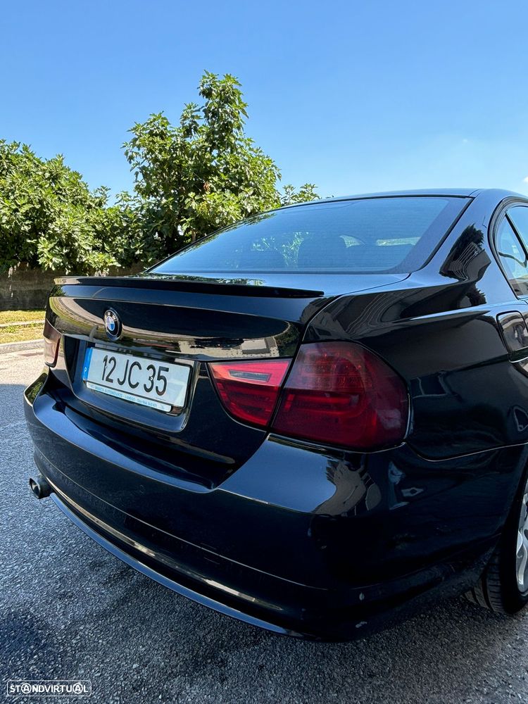 BMW 318 d - 8