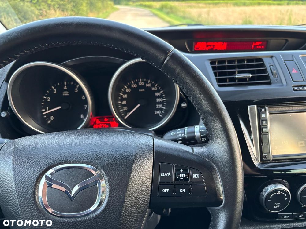 Mazda 5 2.0 Navi + - 13