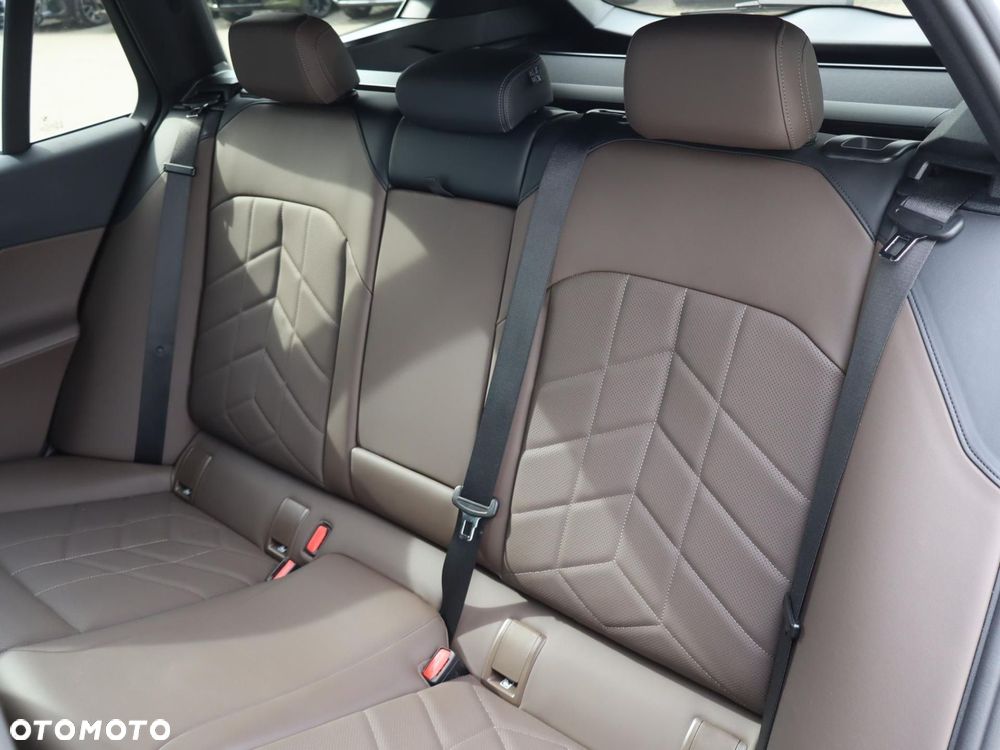 BMW Seria 5 520d xDrive mHEV M Sport - 9