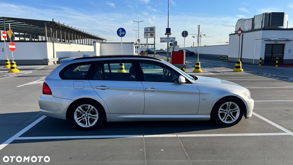 BMW Seria 3 320d - 10