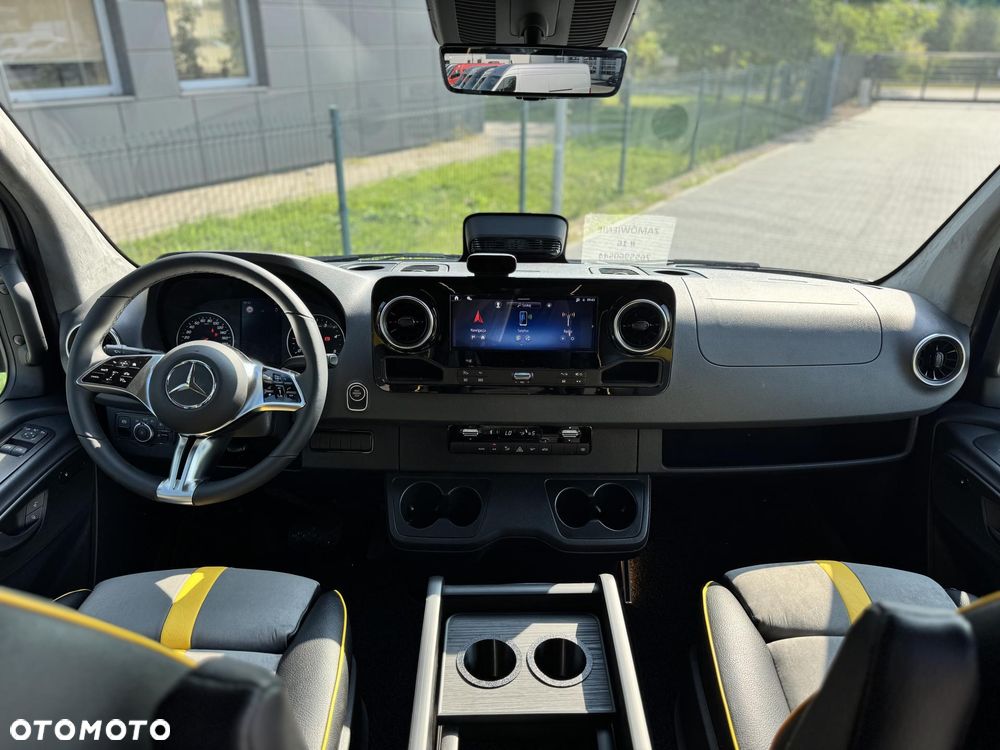 Mercedes-Benz Sprinter - 9