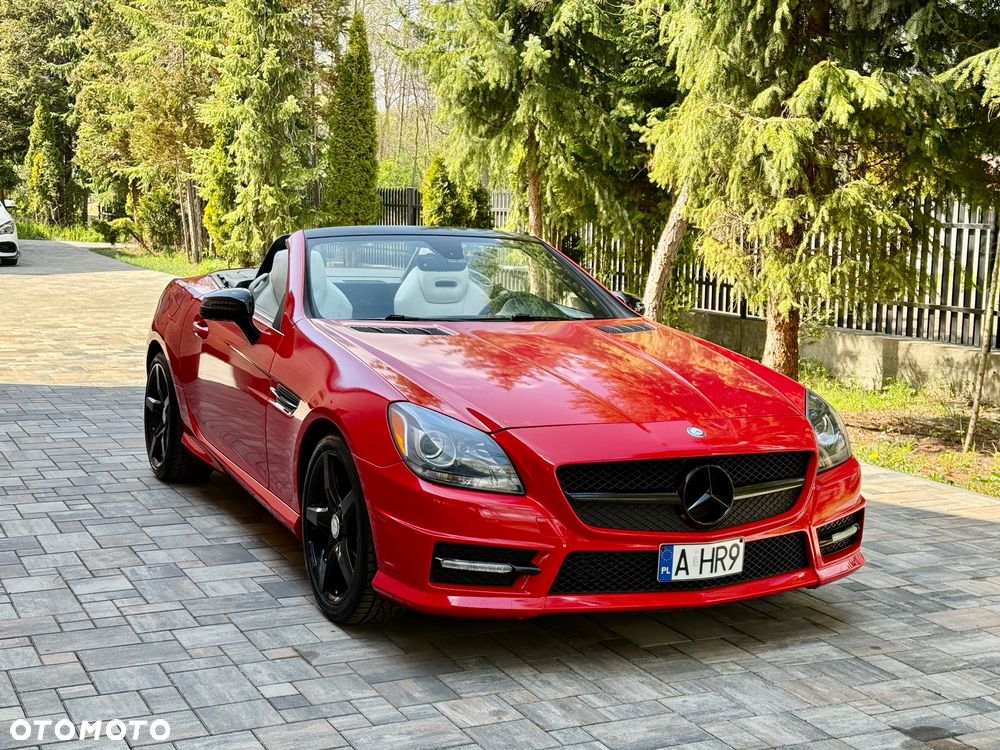 Mercedes-Benz SLK 250 (BlueEFFICIENCY) 7G-TRONIC - 4